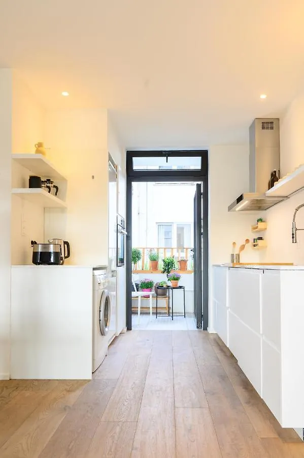Stylish And Spacious City Center Apartment Antwerp